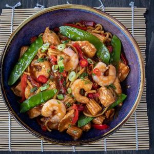 chicken & prawn chow mein